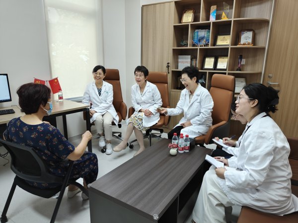 上海玄合元门诊部运转多学科共病门诊，破解患者“蜿蜒多科”就医艰苦